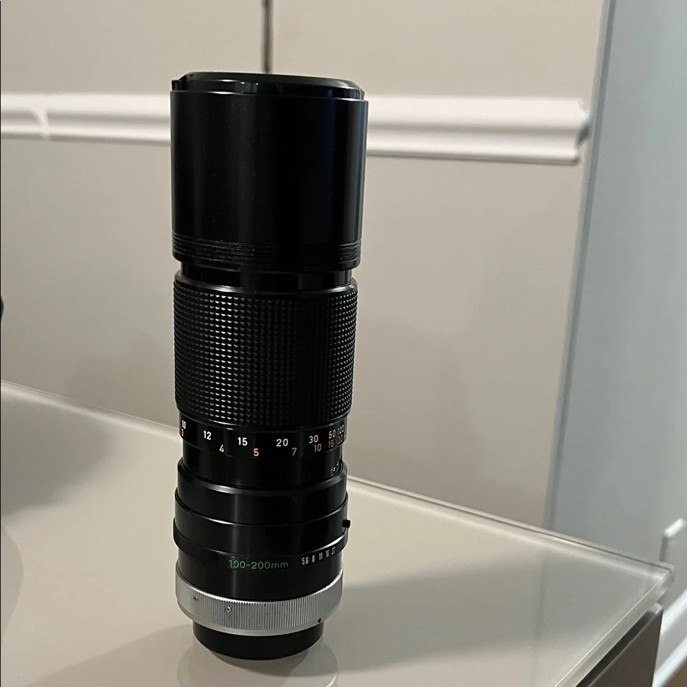 Cannon vintage 100-200 Telescopic vintage Camera Lens